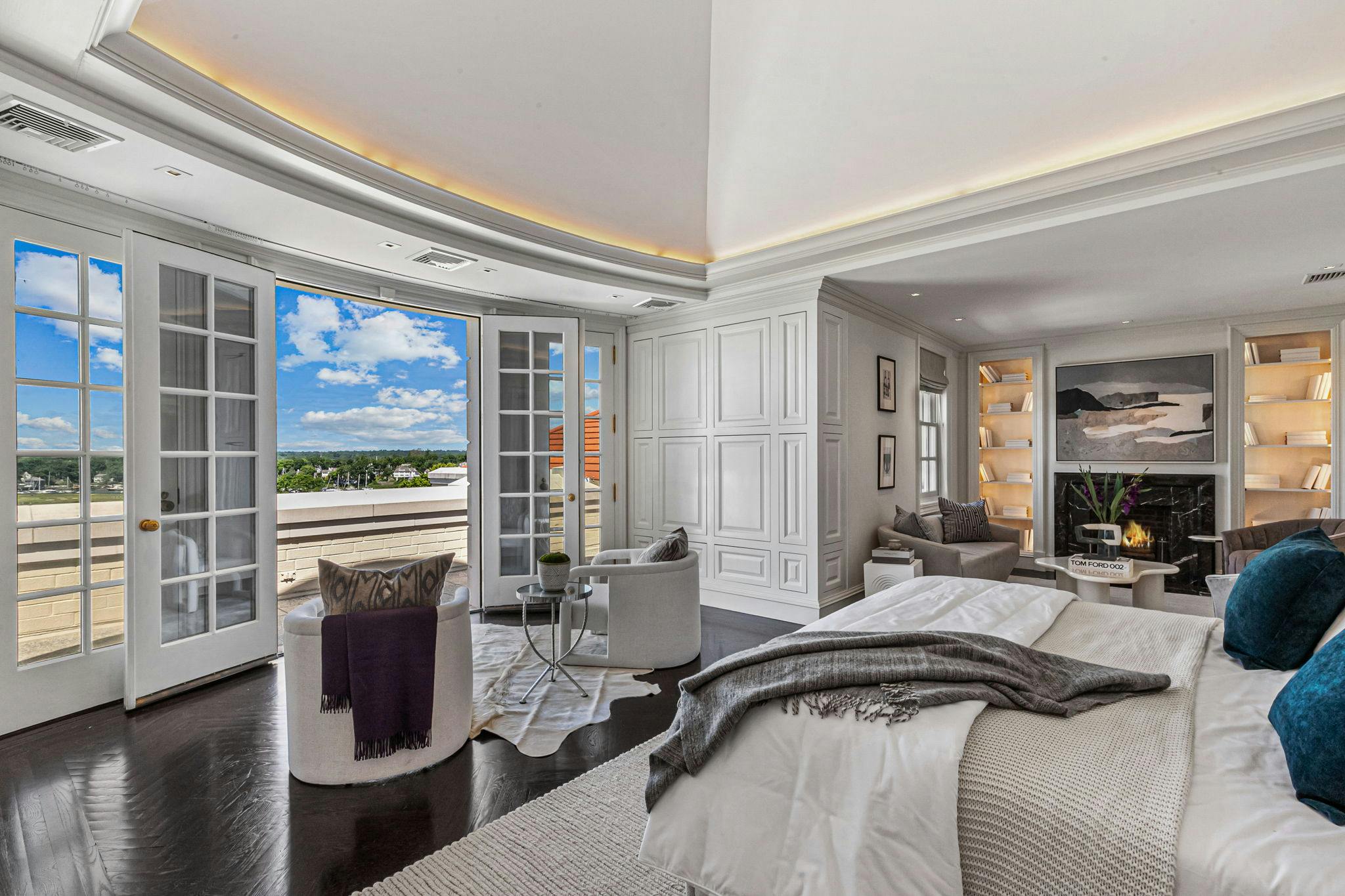 Meridith-Baer-Home-Home-Staging-Tristate-Connecticut-Sancutary-on-Sasco-Hill-Bedroom
